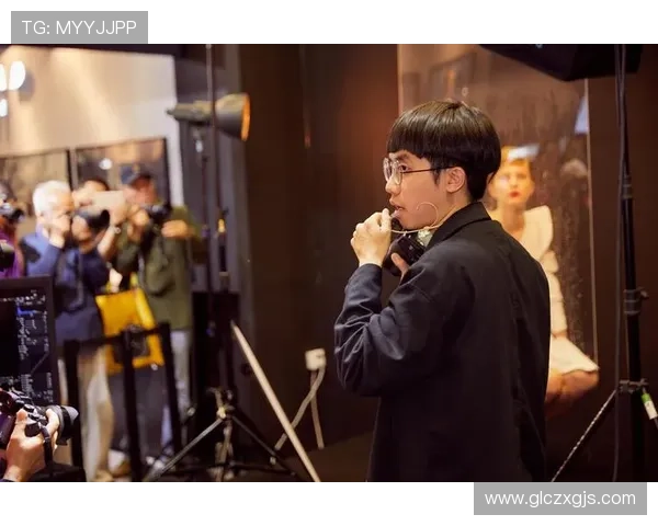 黄军独家揭秘羽毛球技巧与心得分享助你提升球技的秘诀 黄军独家揭秘羽毛球技巧与心得分享助你提升球技的秘诀