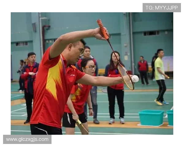 武汉羽毛球队的盯防体系与战术分析探讨羽毛球比赛中的关键策略