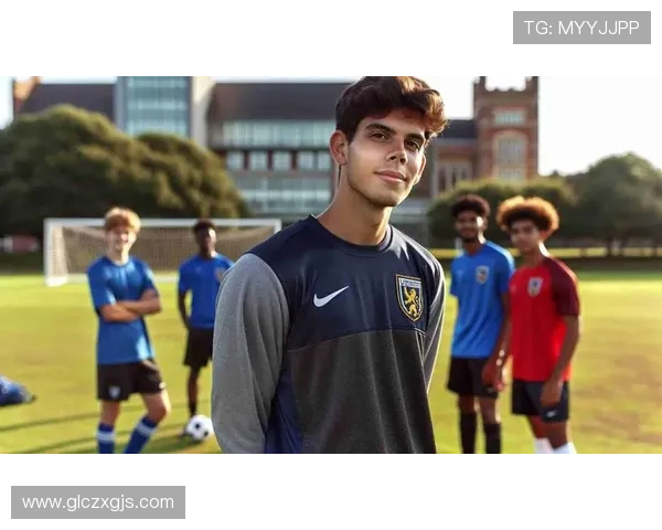 美国最小足球明星的成长之路与梦想追逐的故事